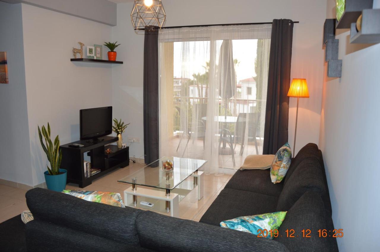 Luxury Apartment Pafos Dış mekan fotoğraf